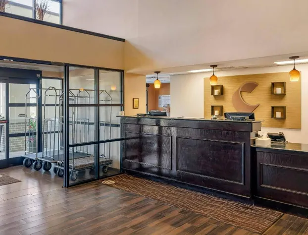 Comfort Inn & Suites Lincoln I-20 hotel detail image 3