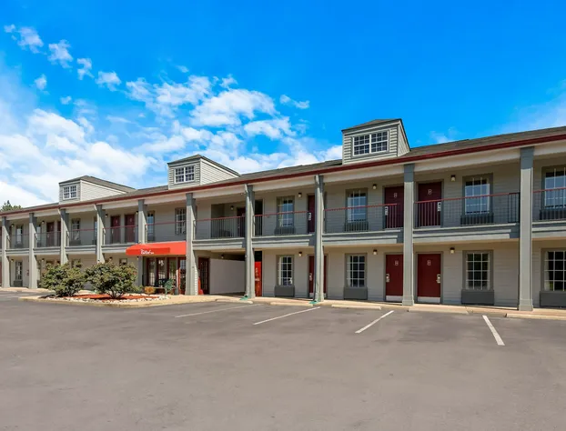 Red Roof Inn Jasper hotel detail image 2