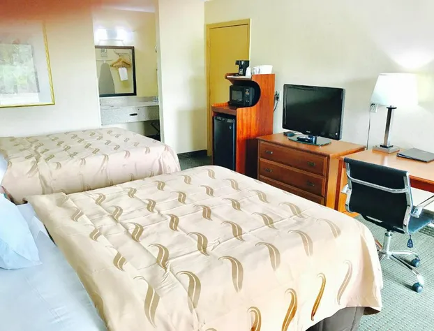 Quality Inn Cullman I-65 Exit 310 hotel detail image 4