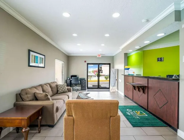 Quality Inn Cullman I-65 Exit 310 hotel detail image 2