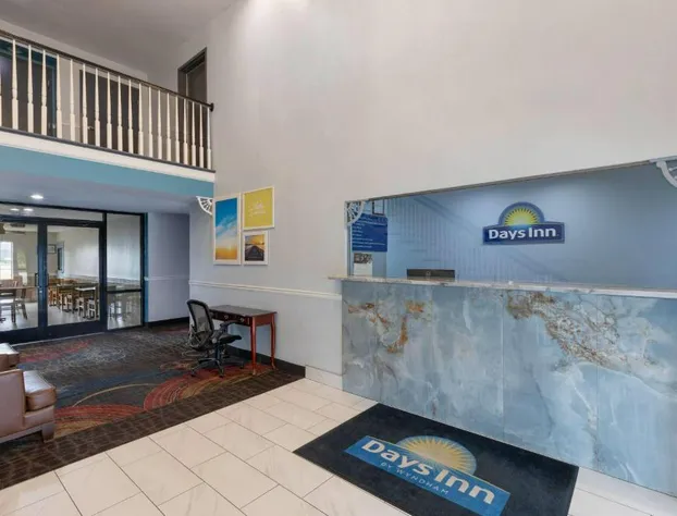 Days Inn by Wyndham Lincoln hotel detail image 4