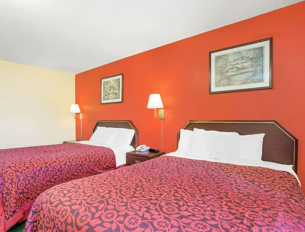 Days Inn by Wyndham Lincoln hotel detail image 3