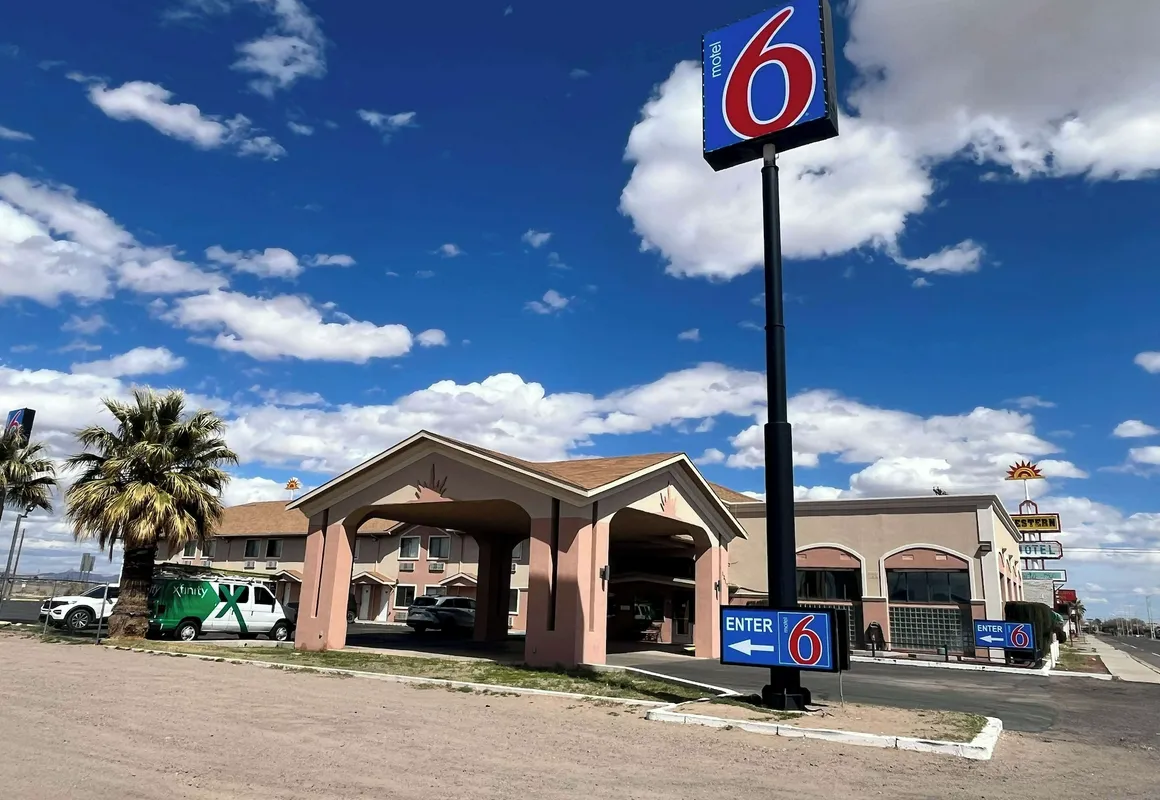 Motel 6 Deming, NM hotel hero