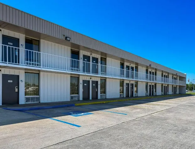 Americas Best Value Inn Hamilton hotel detail image 2