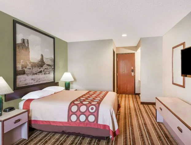 Super 8 by Wyndham Socorro hotel detail image 2