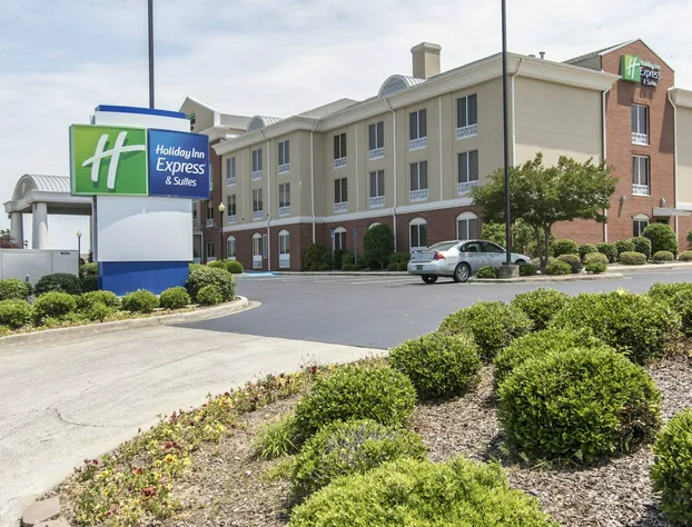 Holiday Inn Express Hotel & Suites Cullman by IHG hotel detail image 2
