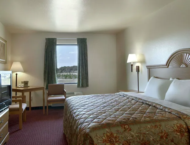 Days Inn by Wyndham Centre hotel detail image 3