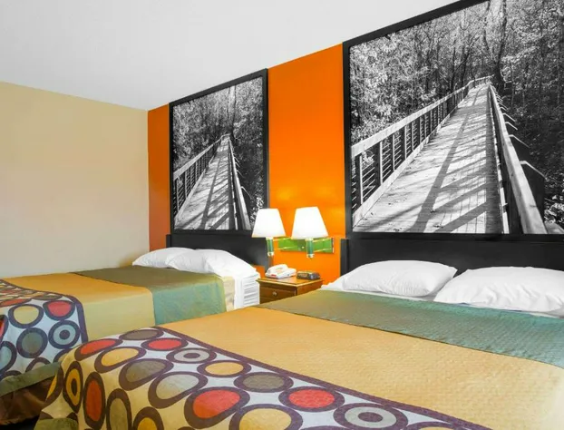 Super 8 by Wyndham Talladega AL hotel detail image 4