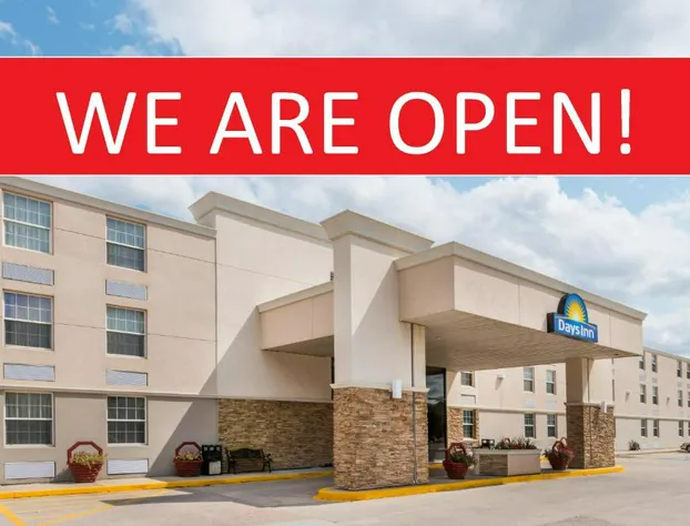 Days Inn by Wyndham Gillette hotel detail image 1