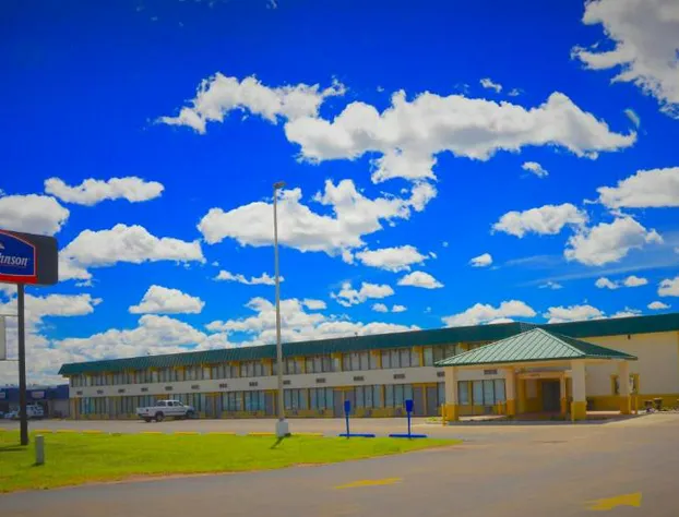 Howard Johnson by Wyndham Gillette hotel detail image 1