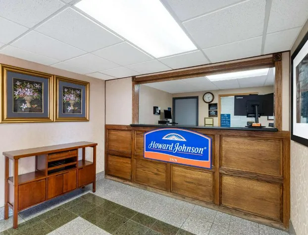 Howard Johnson by Wyndham Gillette hotel detail image 4