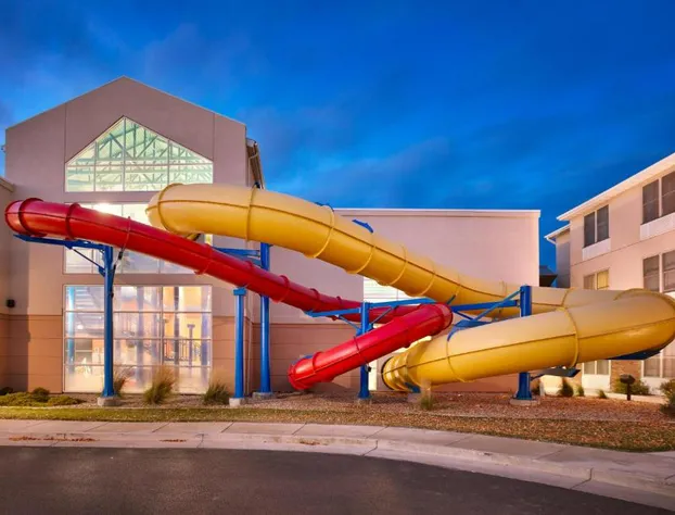 Fairfield Inn & Suites by Marriott Gillette hotel detail image 1