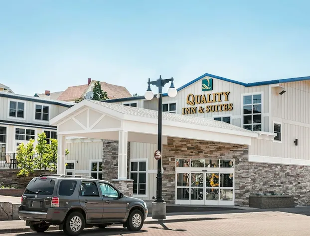 Quality Inn & Suites Houghton Downtown hotel detail image 1