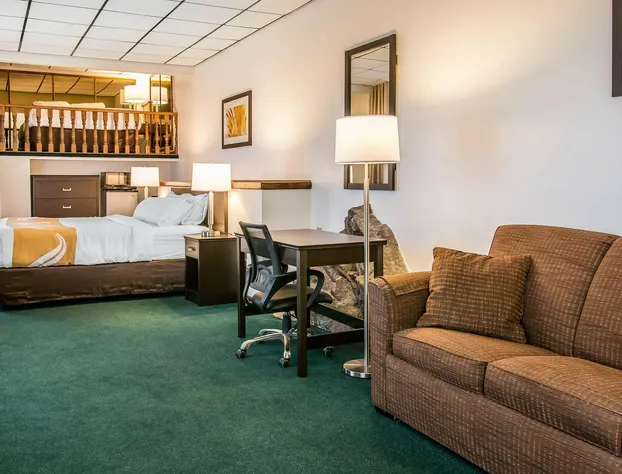 Quality Inn & Suites Houghton Downtown hotel detail image 4