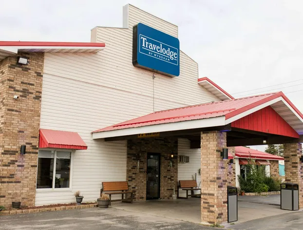 Travelodge by Wyndham Escanaba hotel detail image 1