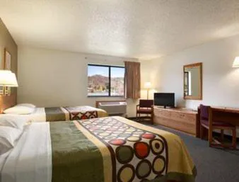 Super 8 by Wyndham Houghton hotel detail image 4