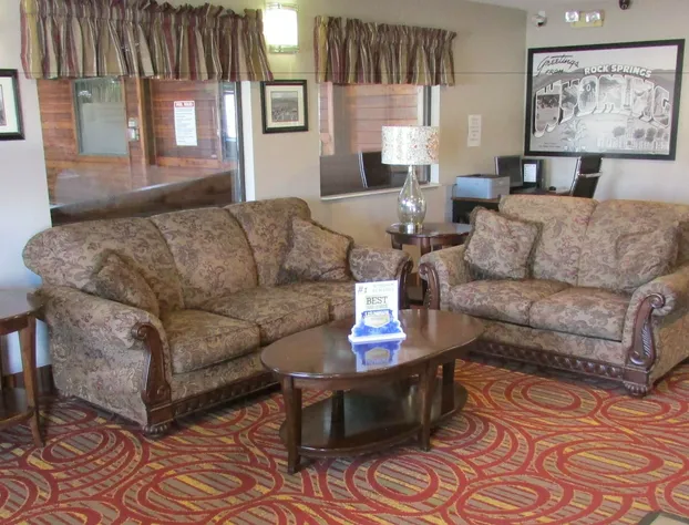 Super 8 by Wyndham Rock Springs hotel detail image 4