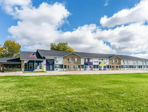 Spark by Hilton Sheridan hotel detail image 1