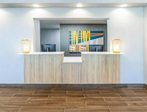 Spark by Hilton Sheridan hotel detail image 3