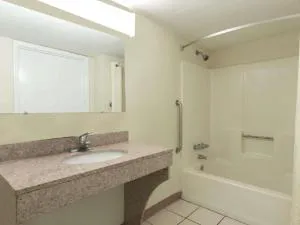 Baymont by Wyndham Troy hotel detail image 4