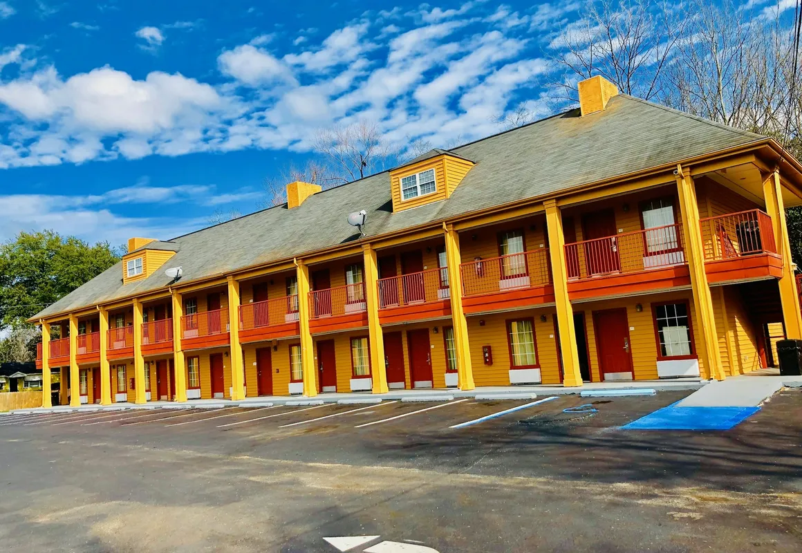 Baymont by Wyndham Selma hotel hero