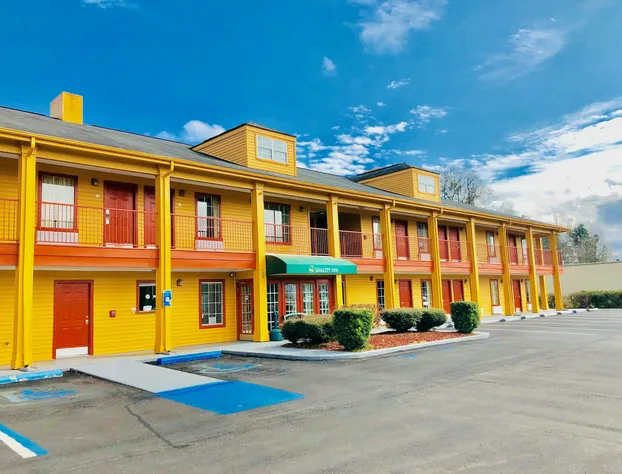 Baymont by Wyndham Selma hotel detail image 2