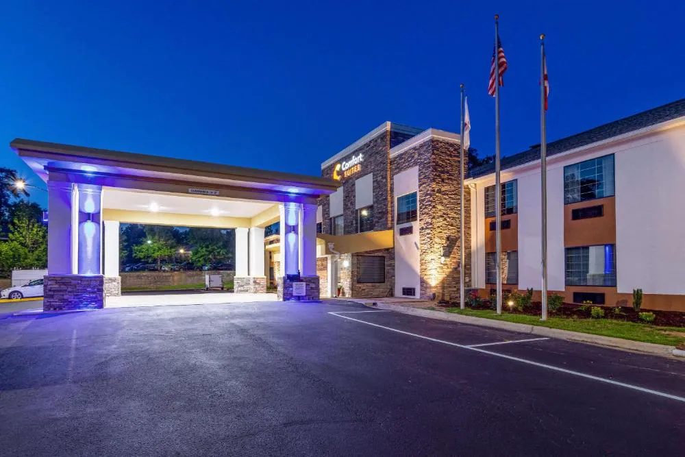 Comfort Suites Eufaula North hotel hero