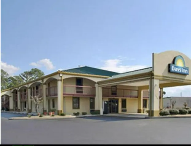 Days Inn by Wyndham Eufaula AL hotel detail image 2