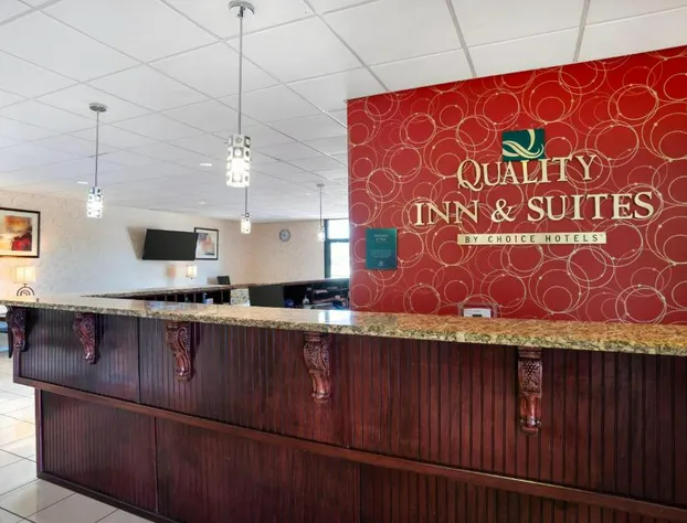 Quality Inn & Suites near Lake Eufaula hotel detail image 1