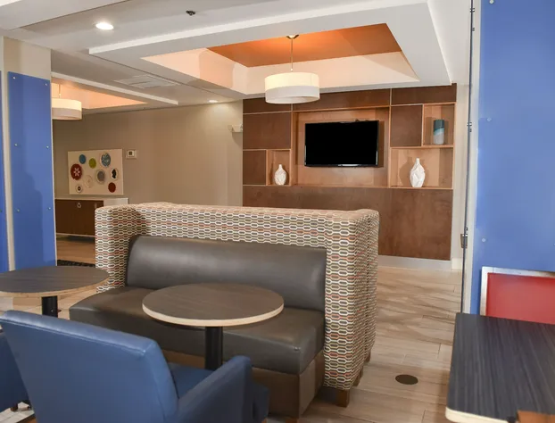 Holiday Inn Express Selma by IHG hotel detail image 2