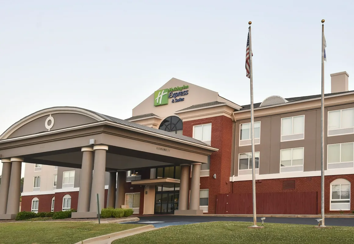 Holiday Inn Express Selma by IHG hotel hero