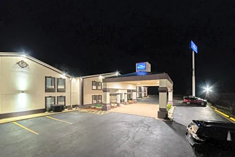 Baymont by Wyndham Caddo Valley/Arkadelphia hotel hero