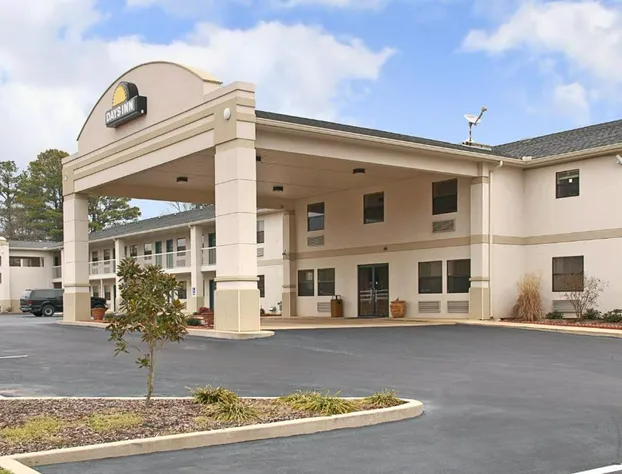 Days Inn by Wyndham Fordyce hotel detail image 1