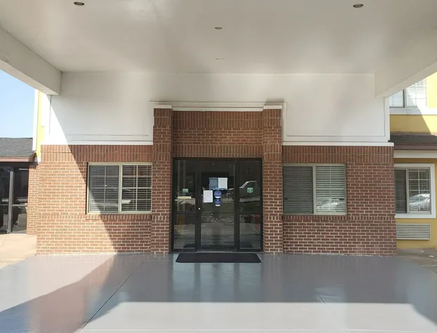 Days Inn by Wyndham Lake Village hotel detail image 1