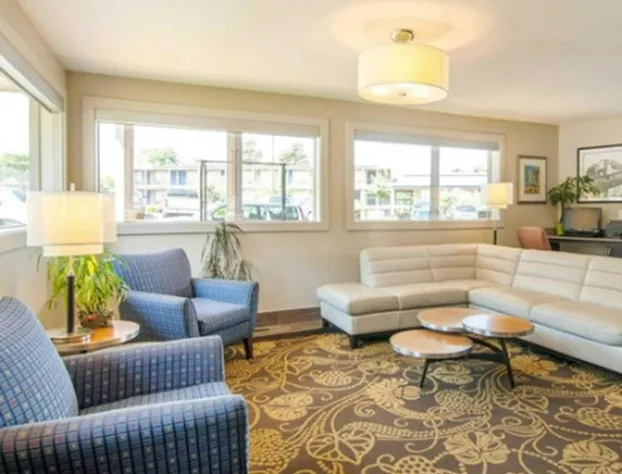 Quality Inn & Suites Airport hotel detail image 4