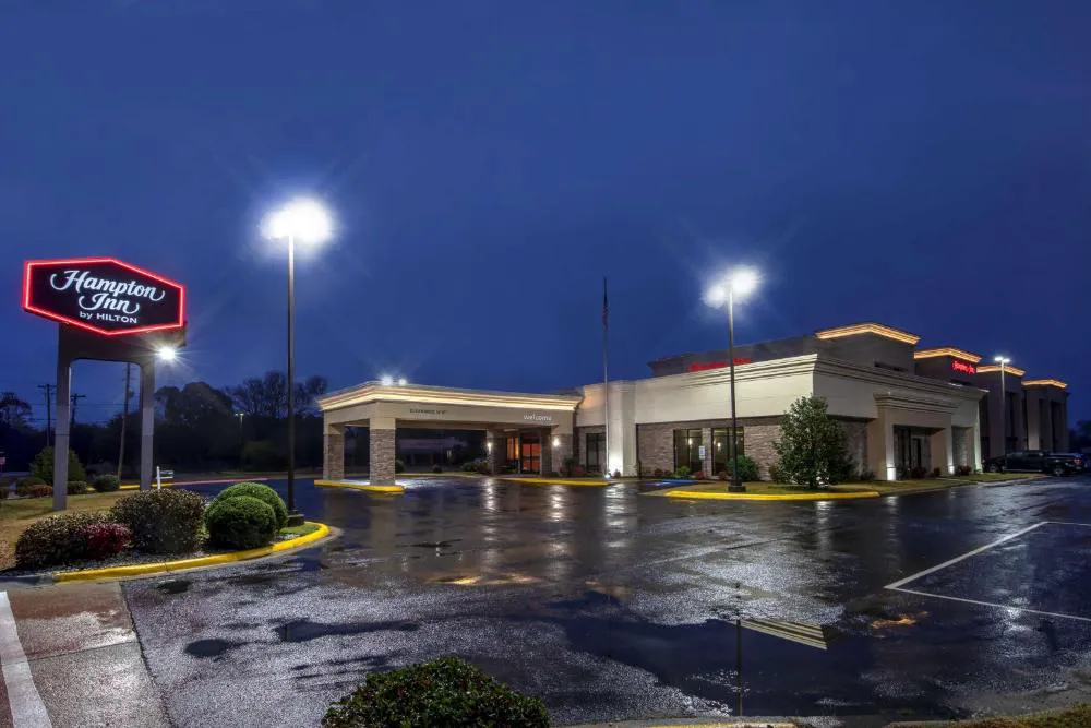 Hampton Inn Arkadelphia hotel hero