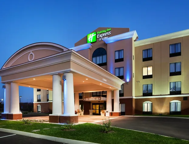 Holiday Inn Express & Suites Newport S by IHG hotel detail image 3