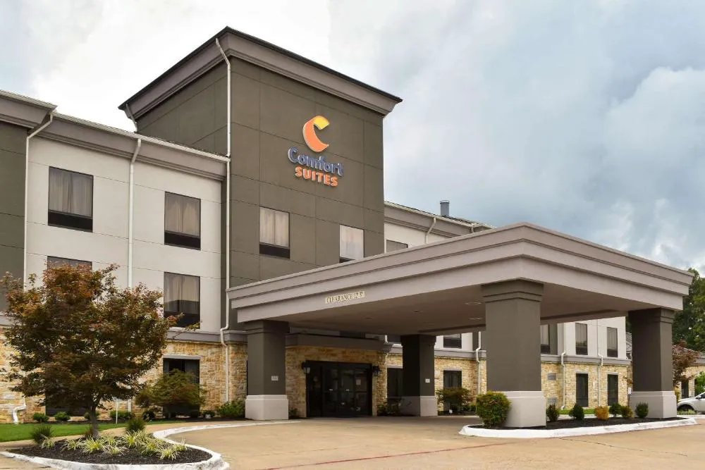 Comfort Suites Forrest City hotel hero