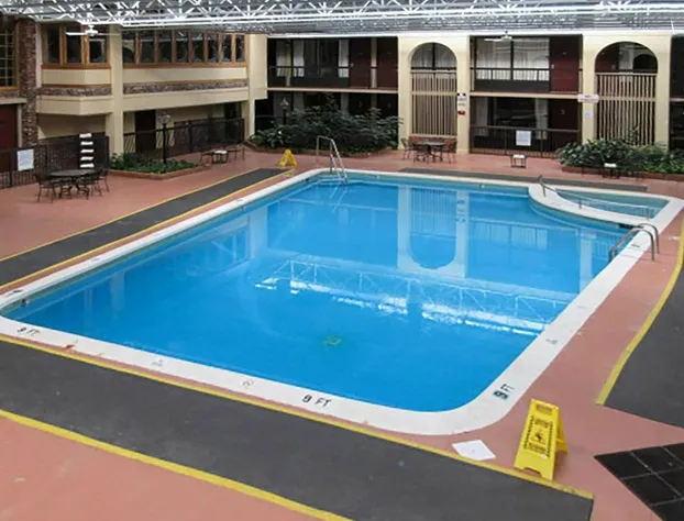 Quality Inn Newport hotel detail image 3