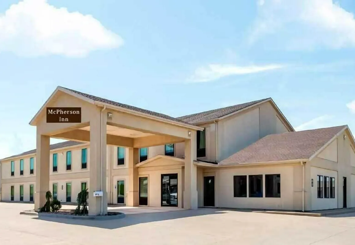 McPherson Inn hotel hero