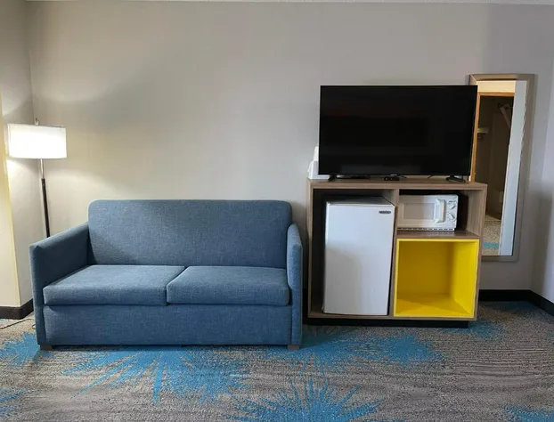 Days Inn by Wyndham Colby hotel detail image 4