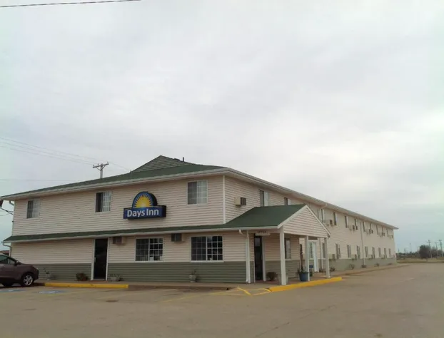 Days Inn by Wyndham Great Bend hotel detail image 1