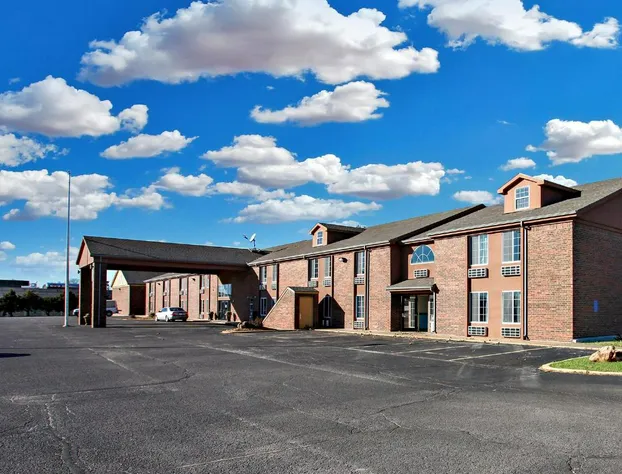 Coratel Inn & Suites By Jasper Newton hotel detail image 1