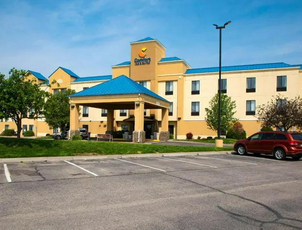 Comfort Inn & Suites Hutchinson hotel detail image 1