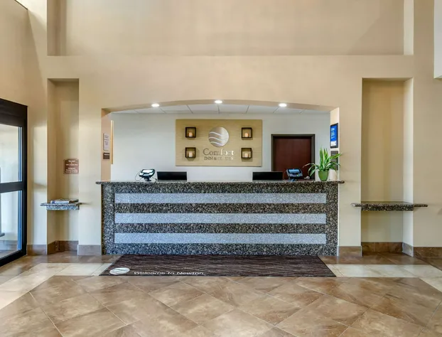 Comfort Inn & Suites near Bethel College hotel detail image 3