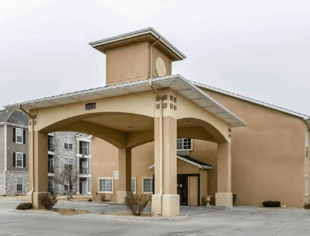 Super 8 by Wyndham Great Bend hotel detail image 2