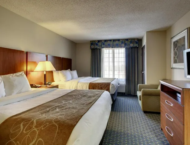 Baymont by Wyndham Pratt hotel detail image 4