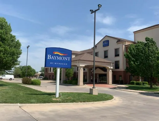 Baymont by Wyndham Pratt hotel detail image 1