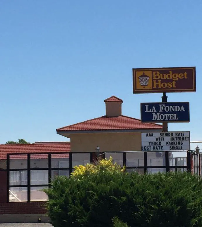 Budget Inn La Fonda Motel hotel hero