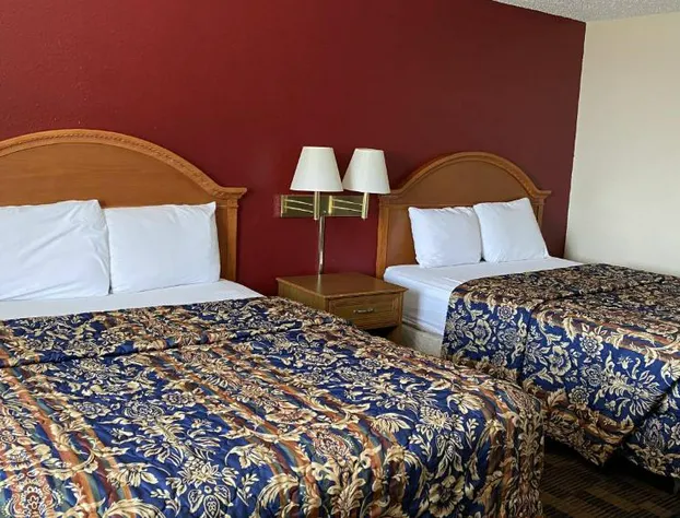 Newton Inn In Newton, KS hotel detail image 3